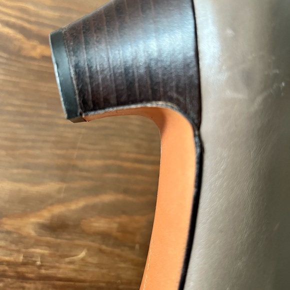 Salvatore Ferragamo Taupe Leather Loafers - Picture 4 of 5